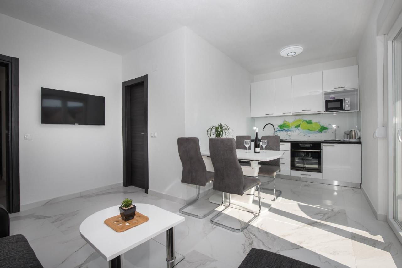 Apartments Blueview Postira Dış mekan fotoğraf