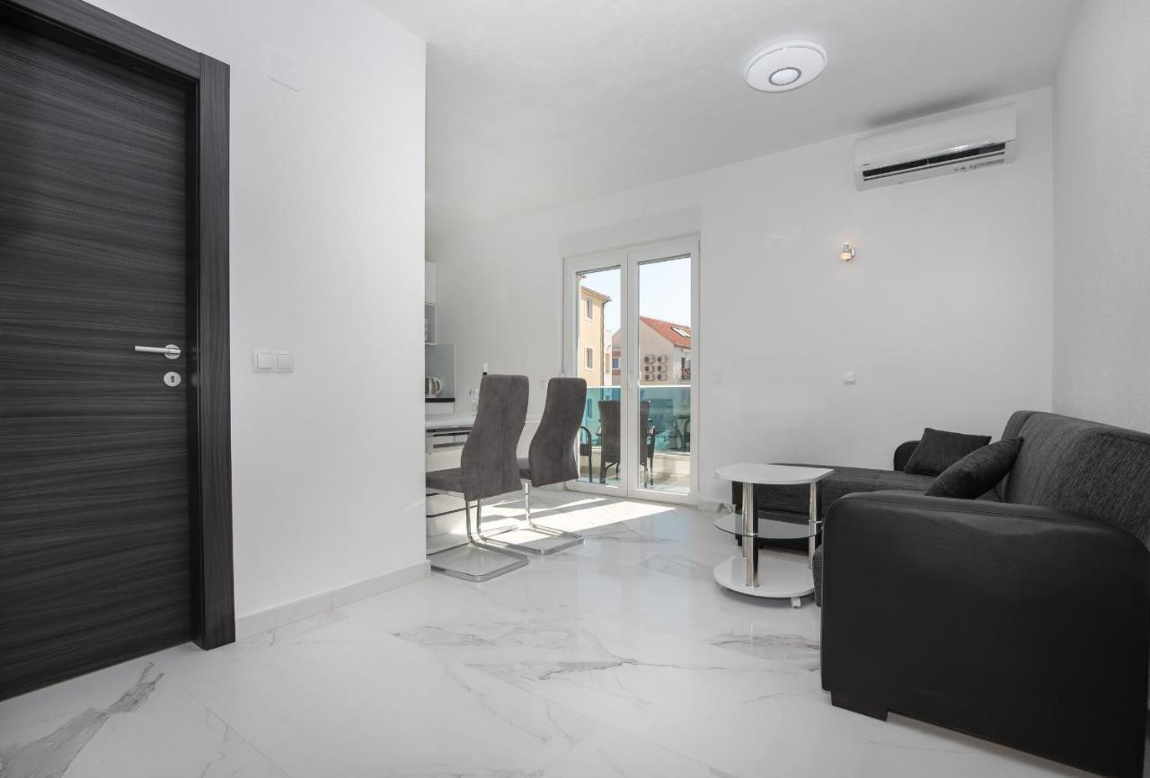 Apartments Blueview Postira Dış mekan fotoğraf