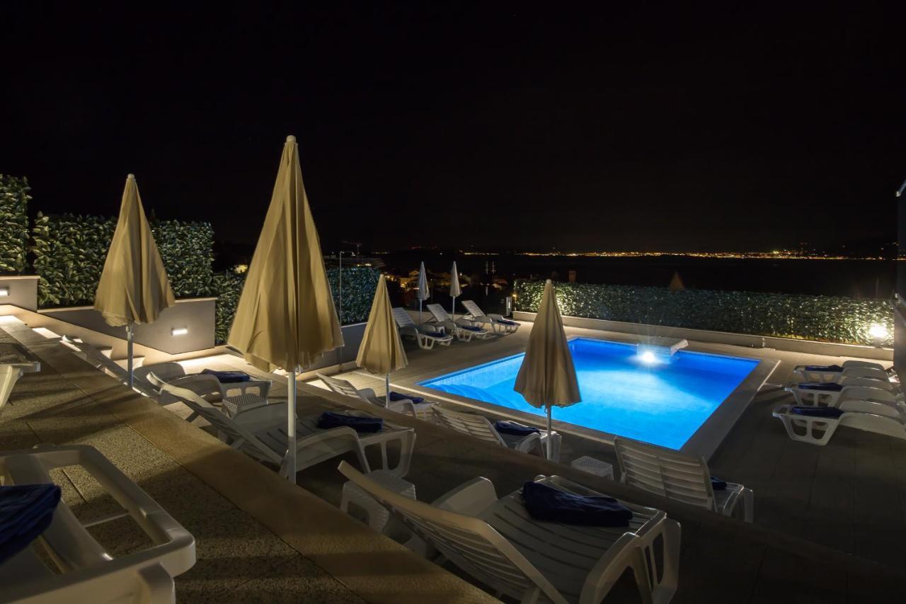 Apartments Blueview Postira Dış mekan fotoğraf